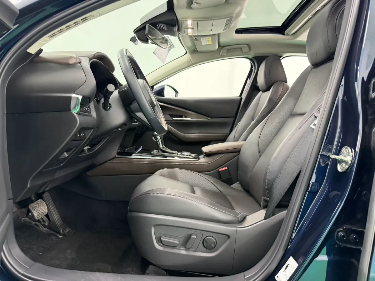 2022 Mazda CX-30 2.0L 158HP L4 6AT,autocango,china used car exporter,china ev exporter,chinese used car exporter,chinese used ev exporter