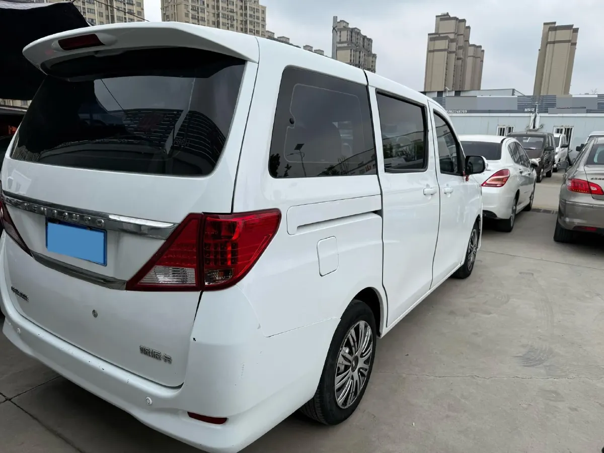 2020 Yema SiPaiKa 1.5L 109HP L4 5MT,autocango,china used car exporter,china ev exporter,chinese used car exporter,chinese used ev exporter