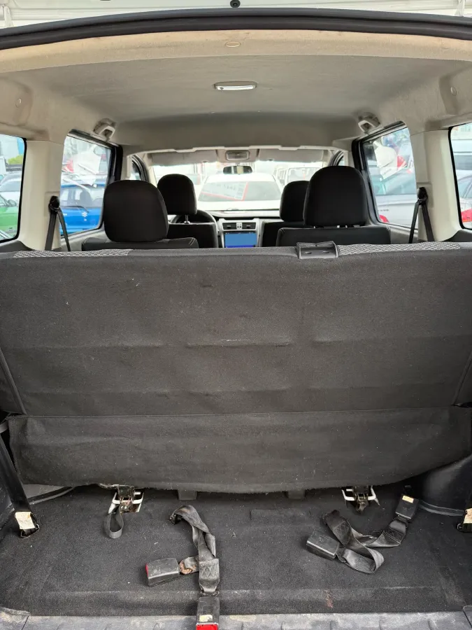 2020 Yema SiPaiKa 1.5L 109HP L4 5MT,autocango,china used car exporter,china ev exporter,chinese used car exporter,chinese used ev exporter