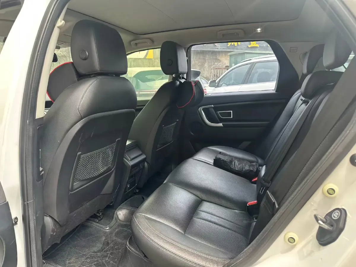 2019 Land Rover Discovery Sport 2.0T 241HP L4 9AT,autocango,china used car exporter,china ev exporter,chinese used car exporter,chinese used ev exporter