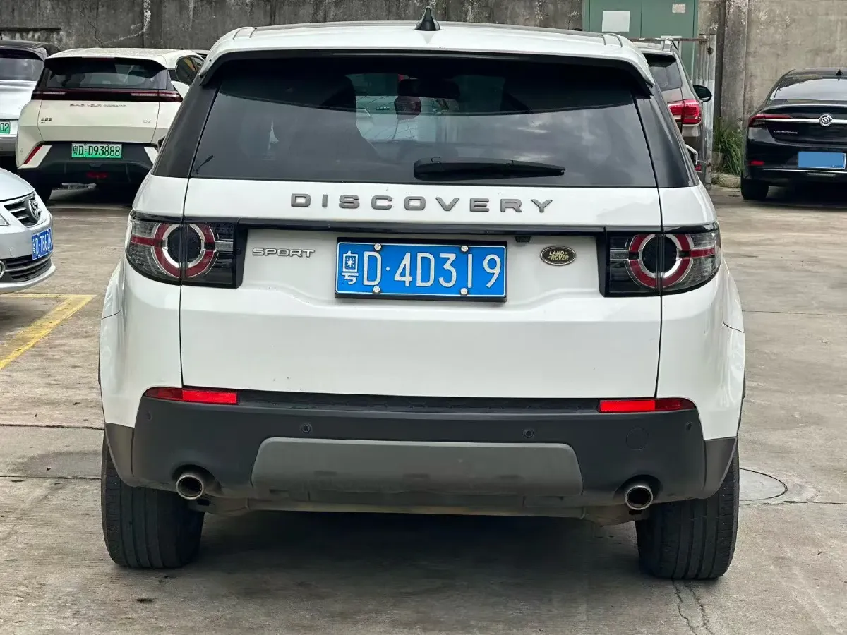 2019 Land Rover Discovery Sport 2.0T 241HP L4 9AT,autocango,china used car exporter,china ev exporter,chinese used car exporter,chinese used ev exporter