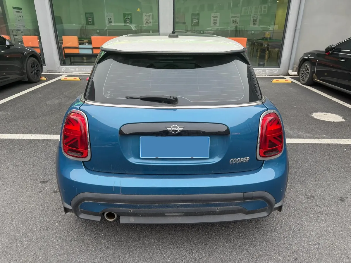 2022 MINI MINI 1.5T 136HP L3 7DCT,autocango,china used car exporter,china ev exporter,chinese used car exporter,chinese used ev exporter