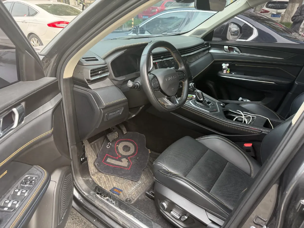 2023 MAXUS Interstellar 2.0T 261HP L4 8AT,autocango,china used car exporter,china ev exporter,chinese used car exporter,chinese used ev exporter