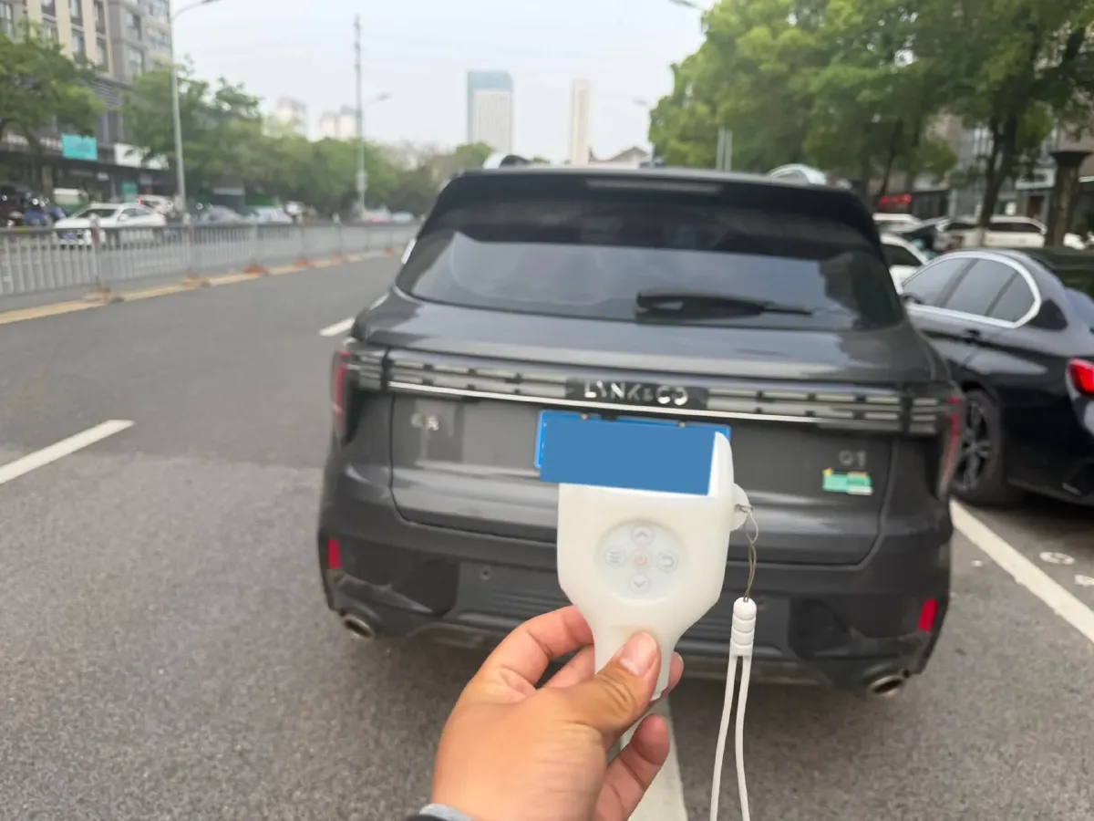 2023 MAXUS Interstellar 2.0T 261HP L4 8AT,autocango,china used car exporter,china ev exporter,chinese used car exporter,chinese used ev exporter