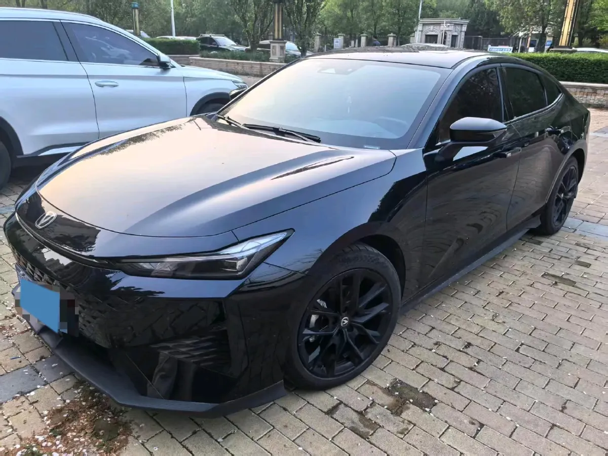 2024 ChangAn UNI-V 1.5T 188HP L4 7DCT,autocango,china used car exporter,china ev exporter,chinese used car exporter,chinese used ev exporter