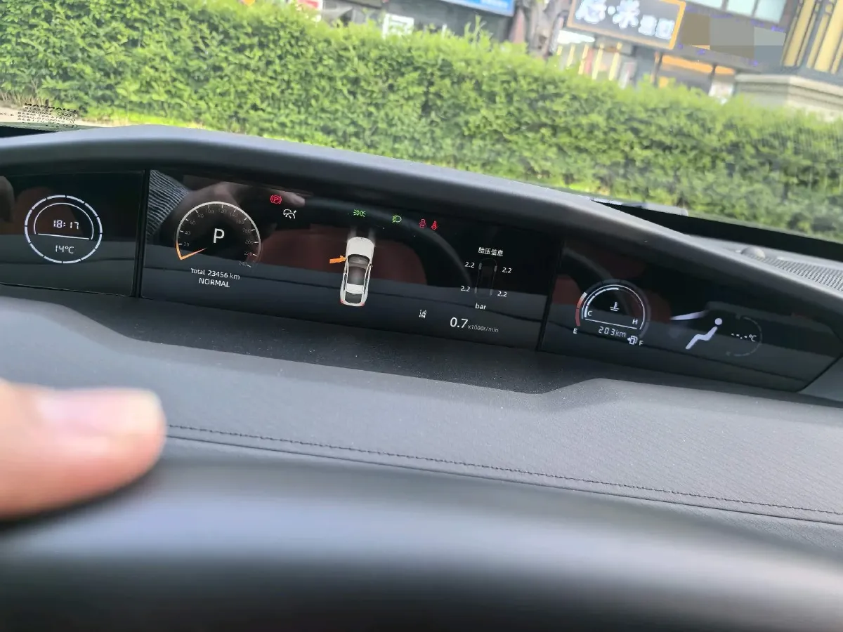 2024 ChangAn UNI-V 1.5T 188HP L4 7DCT,autocango,china used car exporter,china ev exporter,chinese used car exporter,chinese used ev exporter