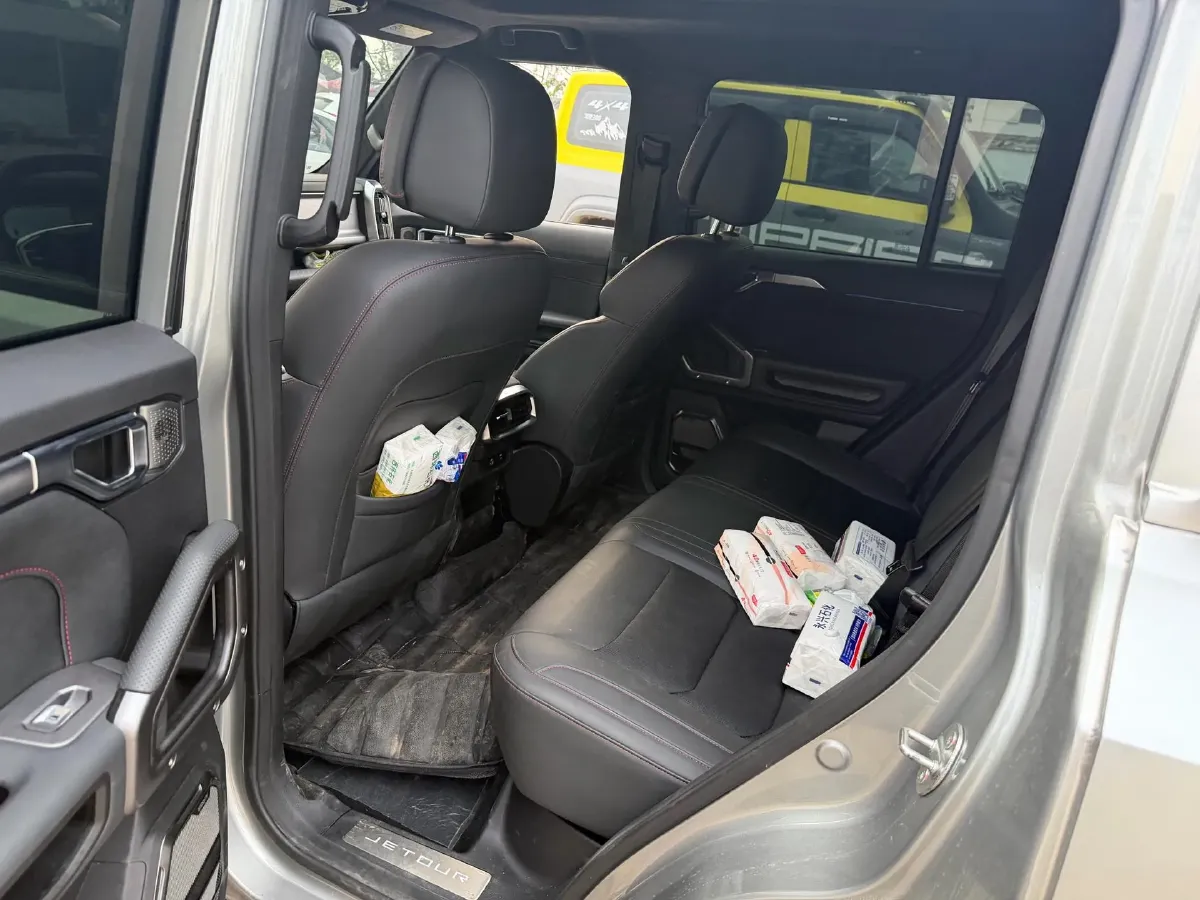 2023 Jetour Traveller 2.0T 254HP L4 8AT,autocango,china used car exporter,china ev exporter,chinese used car exporter,chinese used ev exporter