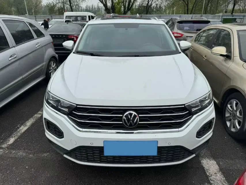 2021 Volkswagen T-Roc 1.4T 150HP L4 7DCT,autocango,china used car exporter,china ev exporter,chinese used car exporter,chinese used ev exporter