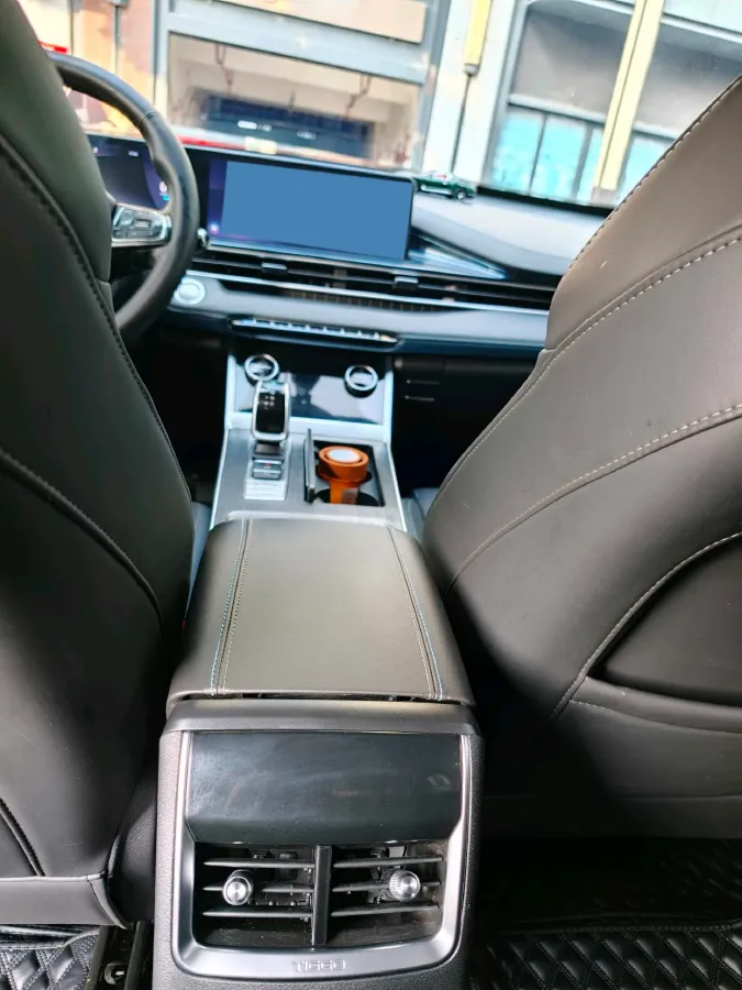 2021 Chery Tiggo 7 Plus 1.6T 197HP L4 7DCT,autocango,china used car exporter,china ev exporter,chinese used car exporter,chinese used ev exporter