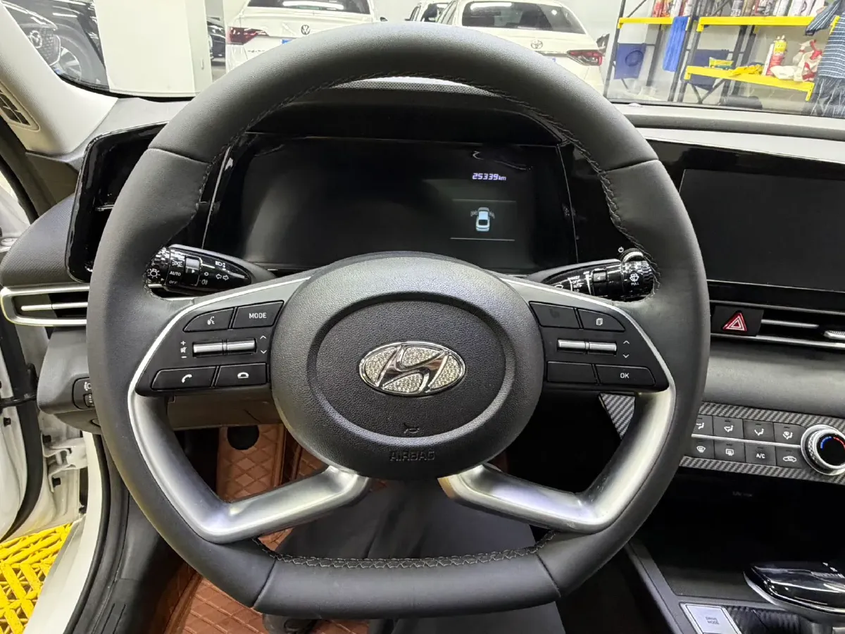 2022 Hyundai Elantra 1.5L 115HP L4 CVT,autocango,china used car exporter,china ev exporter,chinese used car exporter,chinese used ev exporter