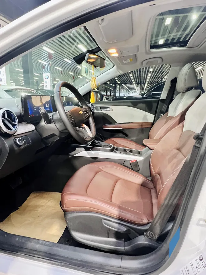 2023 Chevrolet Monza 1.5L 113HP L4 6DCT,autocango,china used car exporter,china ev exporter,chinese used car exporter,chinese used ev exporter