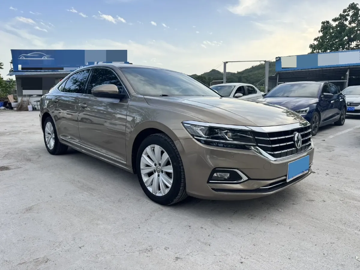 2019 Volvo V40 1.5T 152HP L4 6AT,autocango,china used car exporter,china ev exporter,chinese used car exporter,chinese used ev exporter
