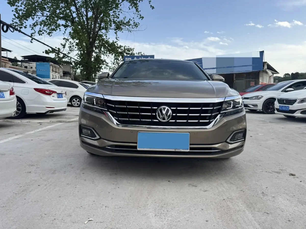 2019 Volvo V40 1.5T 152HP L4 6AT,autocango,china used car exporter,china ev exporter,chinese used car exporter,chinese used ev exporter