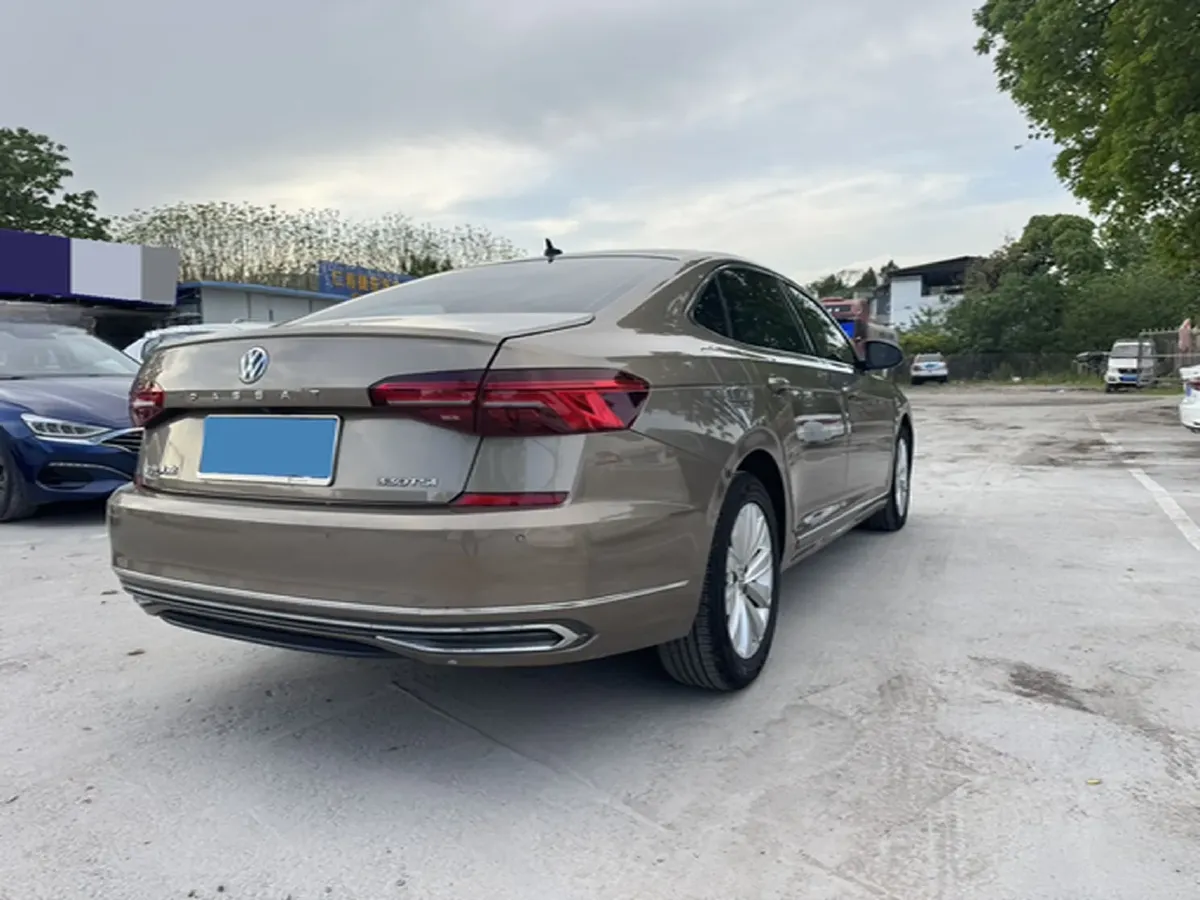 2019 Volvo V40 1.5T 152HP L4 6AT,autocango,china used car exporter,china ev exporter,chinese used car exporter,chinese used ev exporter