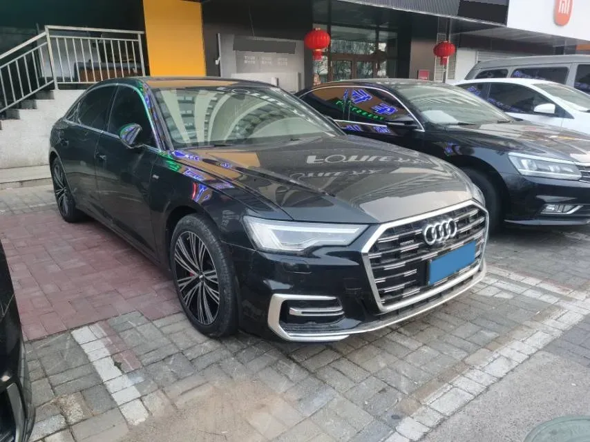 2024 Audi A6L 2.0T 245HP L4 7DCT,autocango,china used car exporter,china ev exporter,chinese used car exporter,chinese used ev exporter