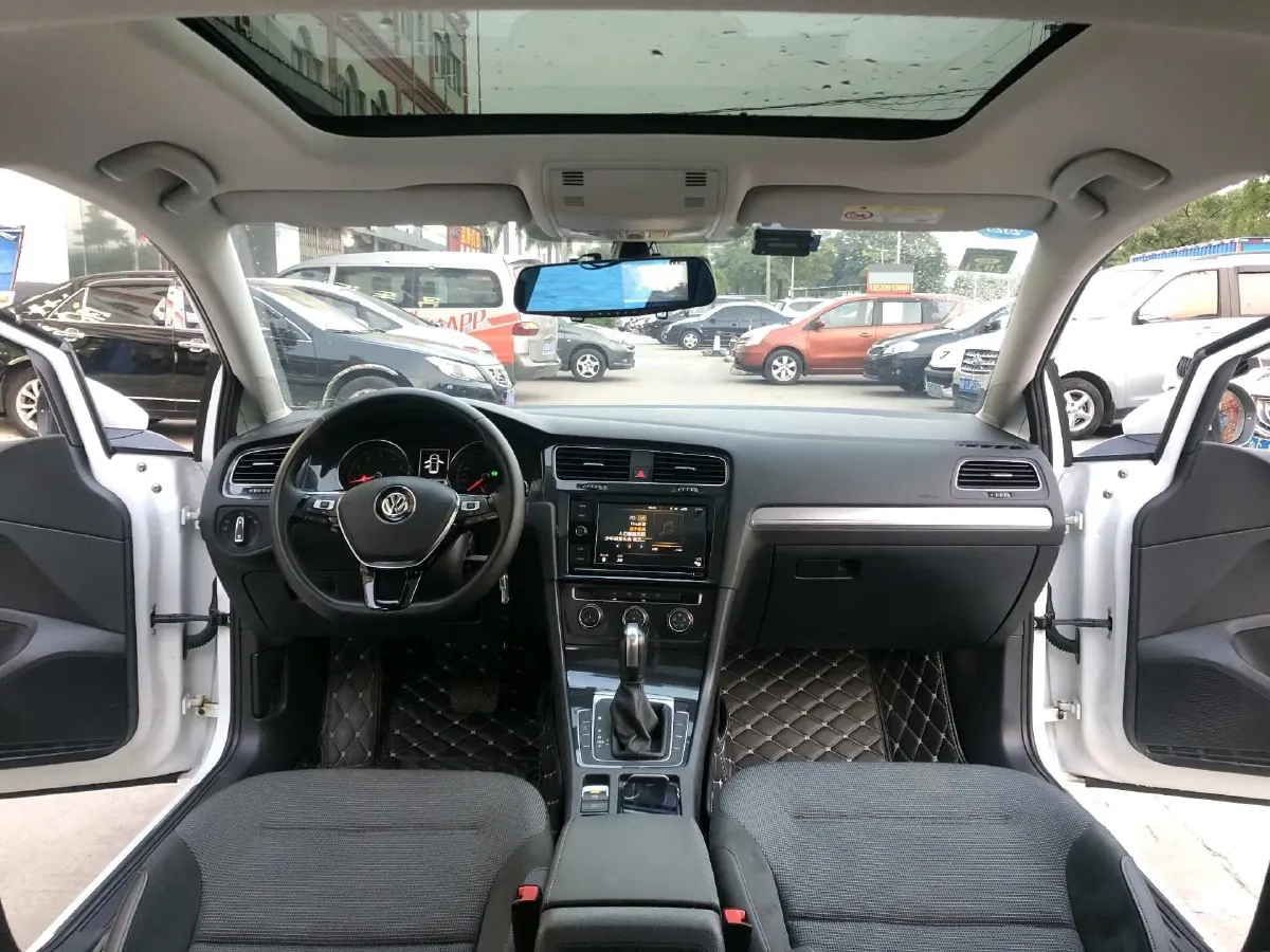 2019 Volkswagen Golf 1.4T 150HP L4 7DCT,autocango,china used car exporter,china ev exporter,chinese used car exporter,chinese used ev exporter