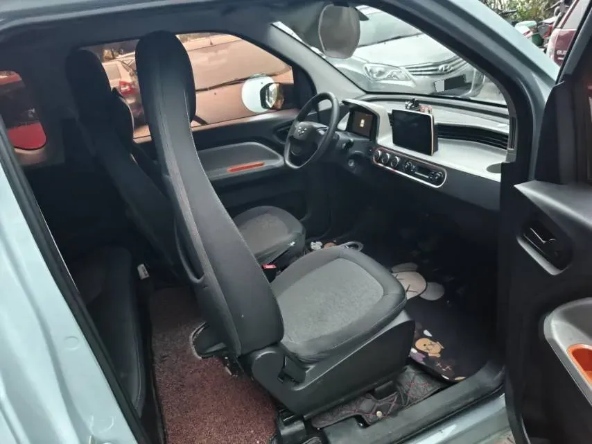 2021 WuLing HongGuang MINI EV BEV 13.9KWH,autocango,china used car exporter,china ev exporter,chinese used car exporter,chinese used ev exporter
