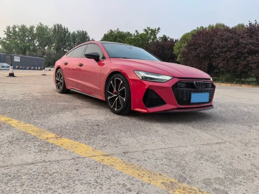 2022 Audi A7 2.0T 245HP L4 7DCT,autocango,china used car exporter,china ev exporter,chinese used car exporter,chinese used ev exporter