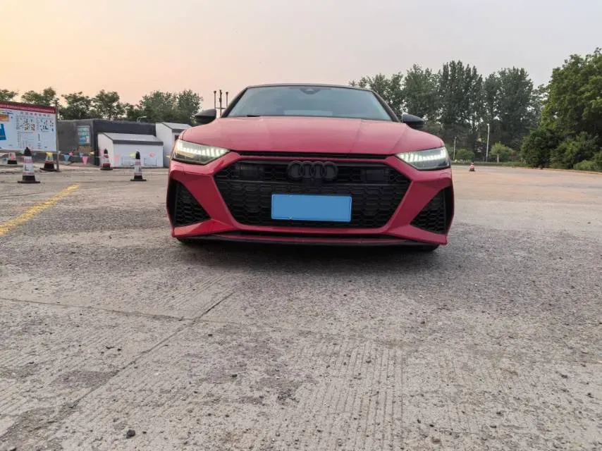 2022 Audi A7 2.0T 245HP L4 7DCT,autocango,china used car exporter,china ev exporter,chinese used car exporter,chinese used ev exporter