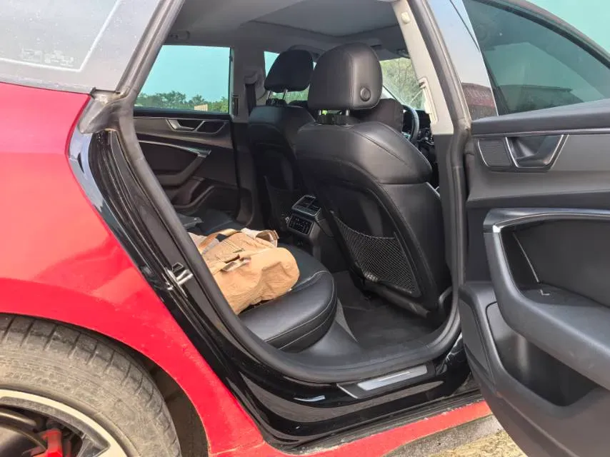 2022 Audi A7 2.0T 245HP L4 7DCT,autocango,china used car exporter,china ev exporter,chinese used car exporter,chinese used ev exporter