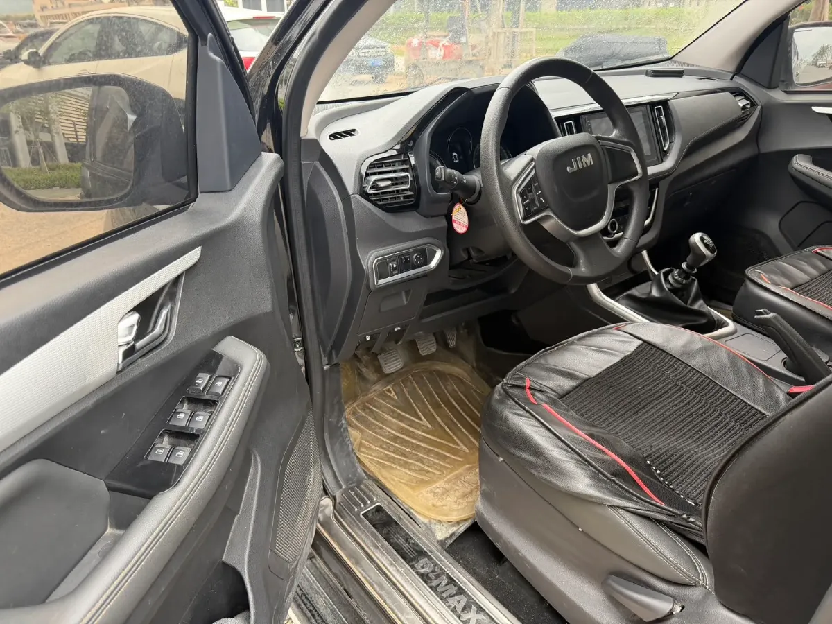 2023 Isuzu Jim 2.4L 158HP L4 5MT,autocango,china used car exporter,china ev exporter,chinese used car exporter,chinese used ev exporter