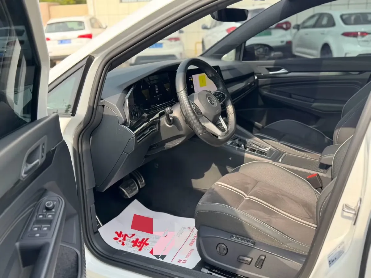 2023 Volkswagen Golf 1.4T 150HP L4 7DCT,autocango,china used car exporter,china ev exporter,chinese used car exporter,chinese used ev exporter