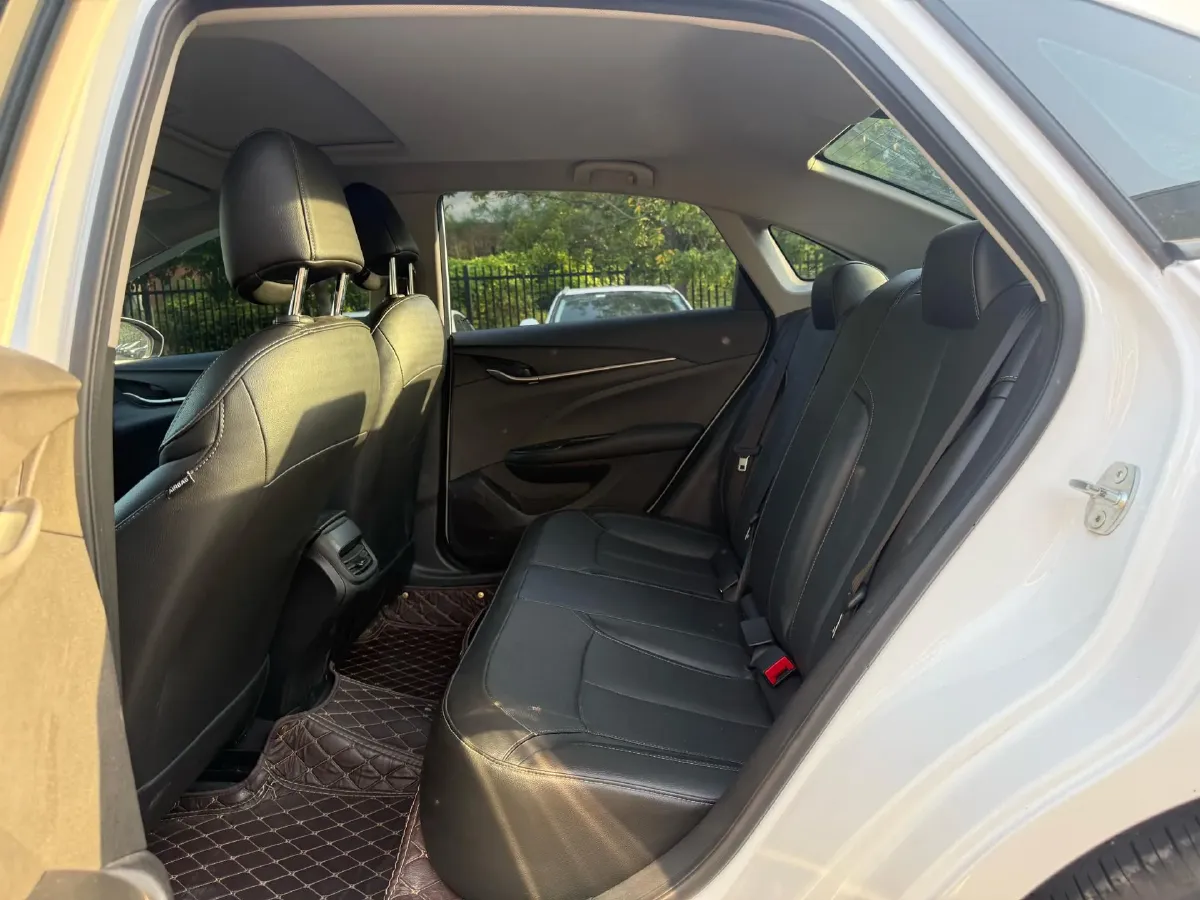 2021 Buick Excelle 1.5L 113HP L4 6AT,autocango,china used car exporter,china ev exporter,chinese used car exporter,chinese used ev exporter