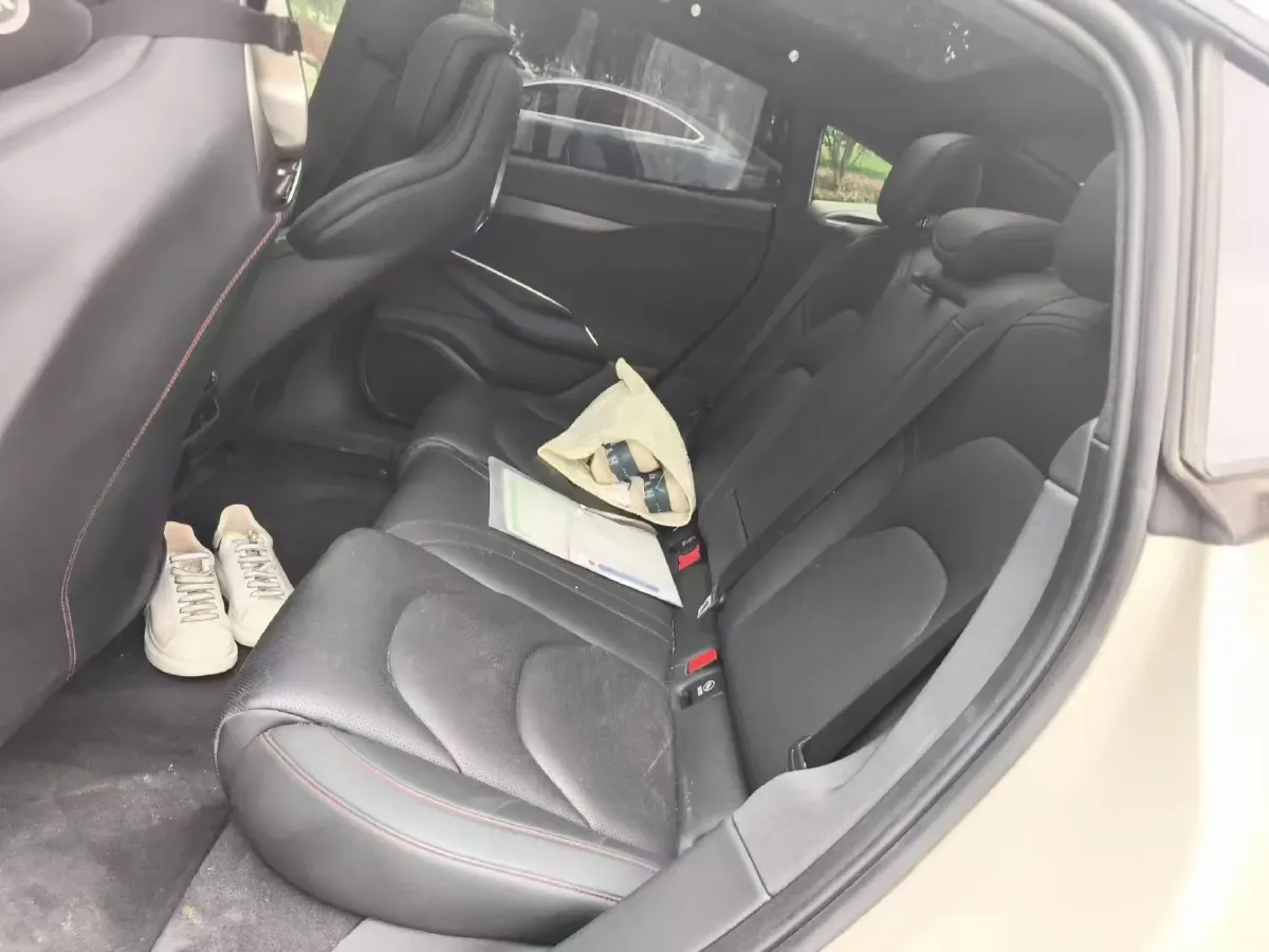 2024 MI SU7 BEV 94.3KWH,autocango,china used car exporter,china ev exporter,chinese used car exporter,chinese used ev exporter