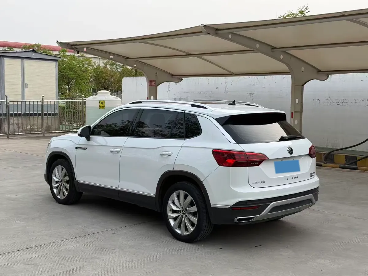 2022 Volkswagen Tayron 2.0T 220HP L4 7DCT,autocango,china used car exporter,china ev exporter,chinese used car exporter,chinese used ev exporter