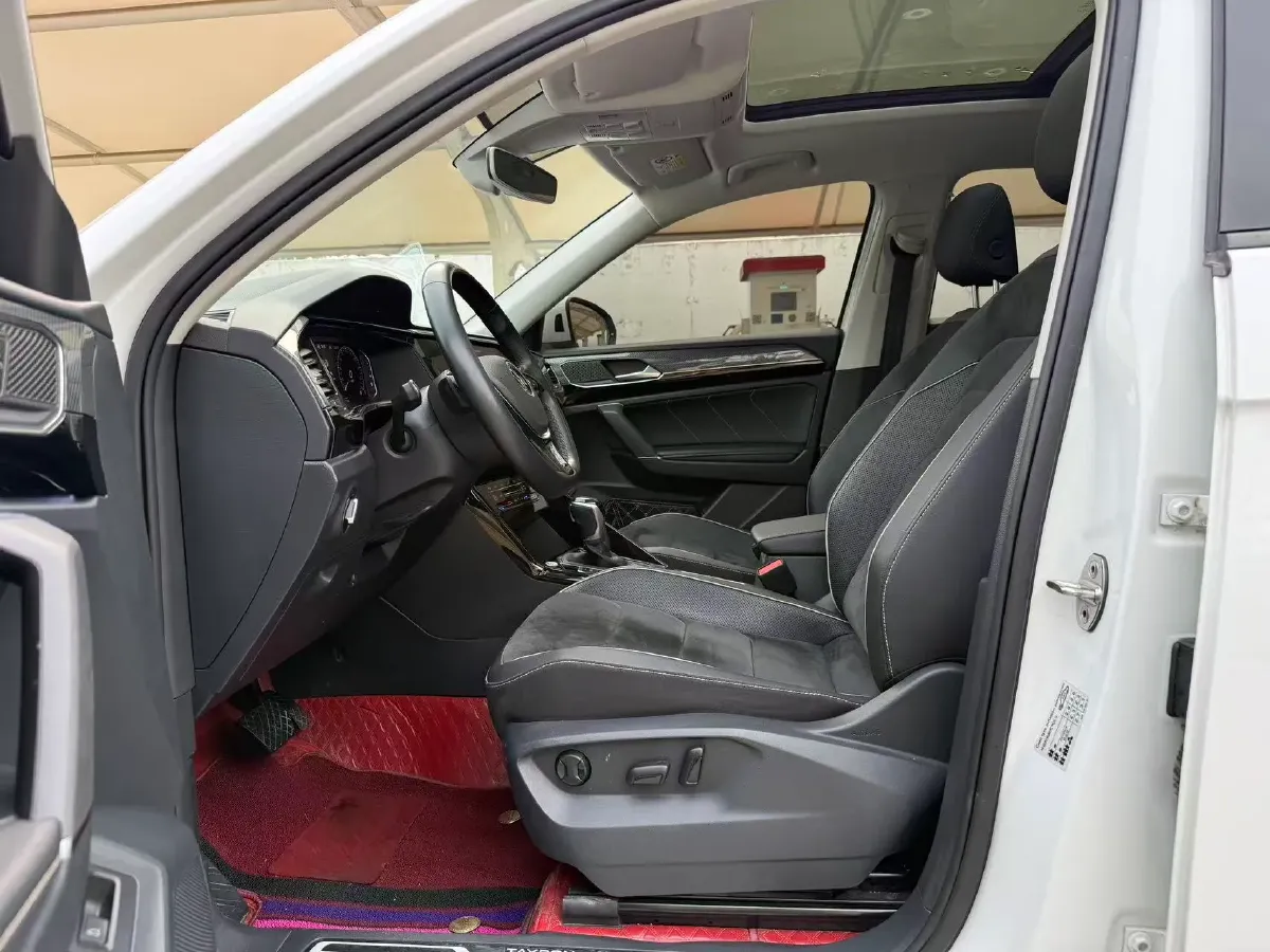 2022 Volkswagen Tayron 2.0T 220HP L4 7DCT,autocango,china used car exporter,china ev exporter,chinese used car exporter,chinese used ev exporter