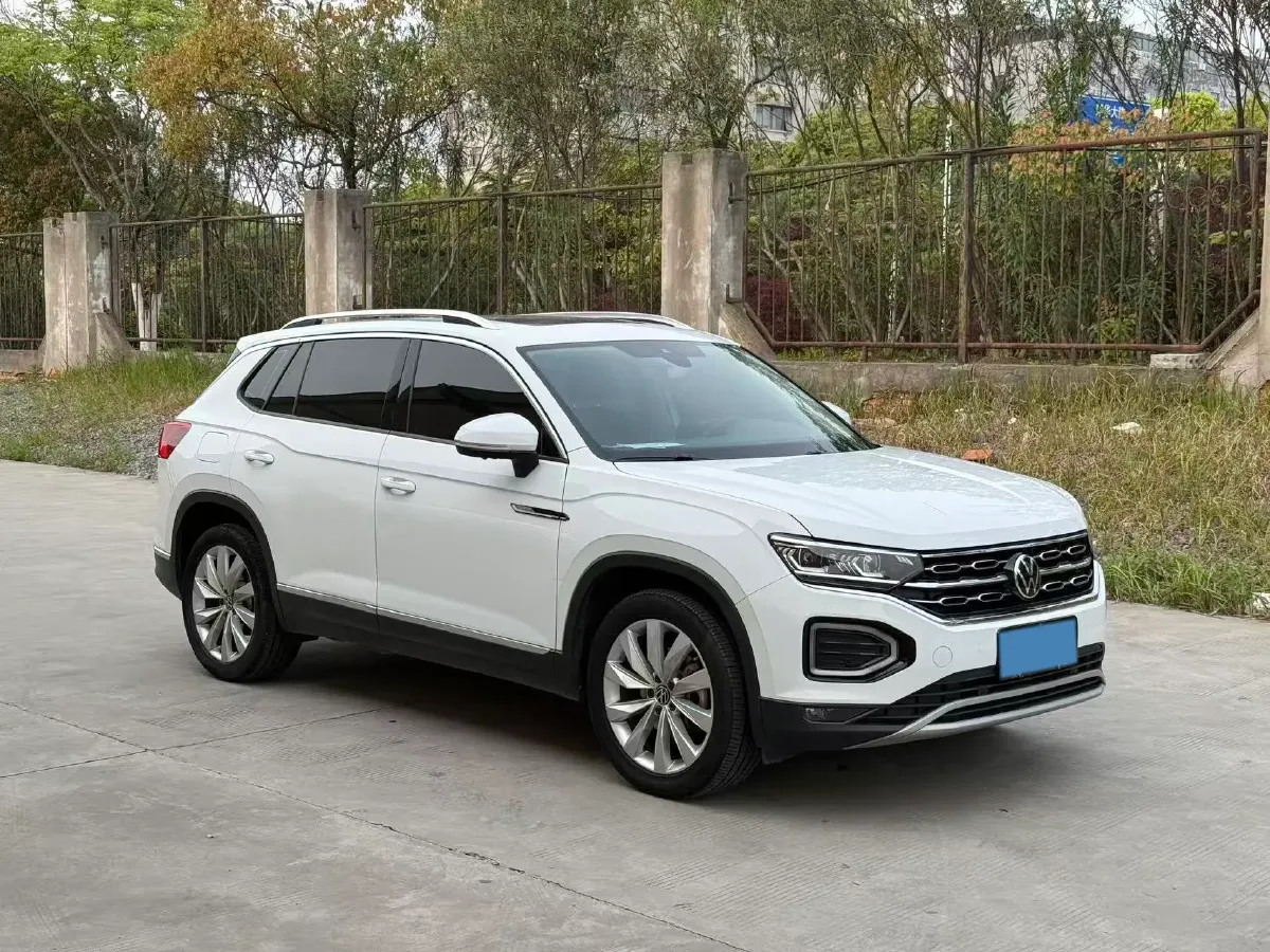2022 Volkswagen Tayron 2.0T 220HP L4 7DCT,autocango,china used car exporter,china ev exporter,chinese used car exporter,chinese used ev exporter