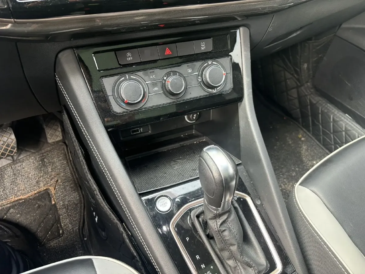 2023 Jetta VS7 1.4T 150HP L4 6AT,autocango,china used car exporter,china ev exporter,chinese used car exporter,chinese used ev exporter