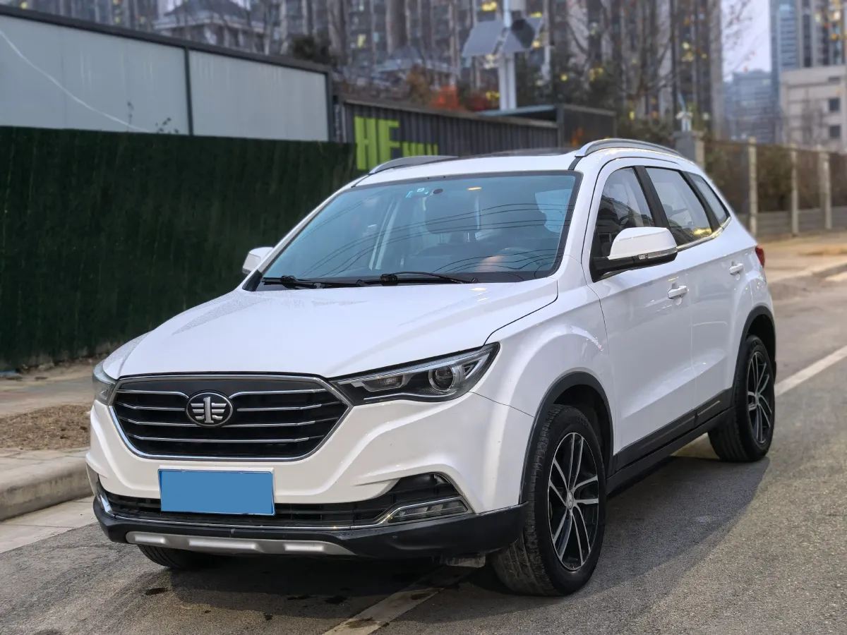 2018 Bestune X40 1.6L 114HP L4 6AT,autocango,china used car exporter,china ev exporter,chinese used car exporter,chinese used ev exporter
