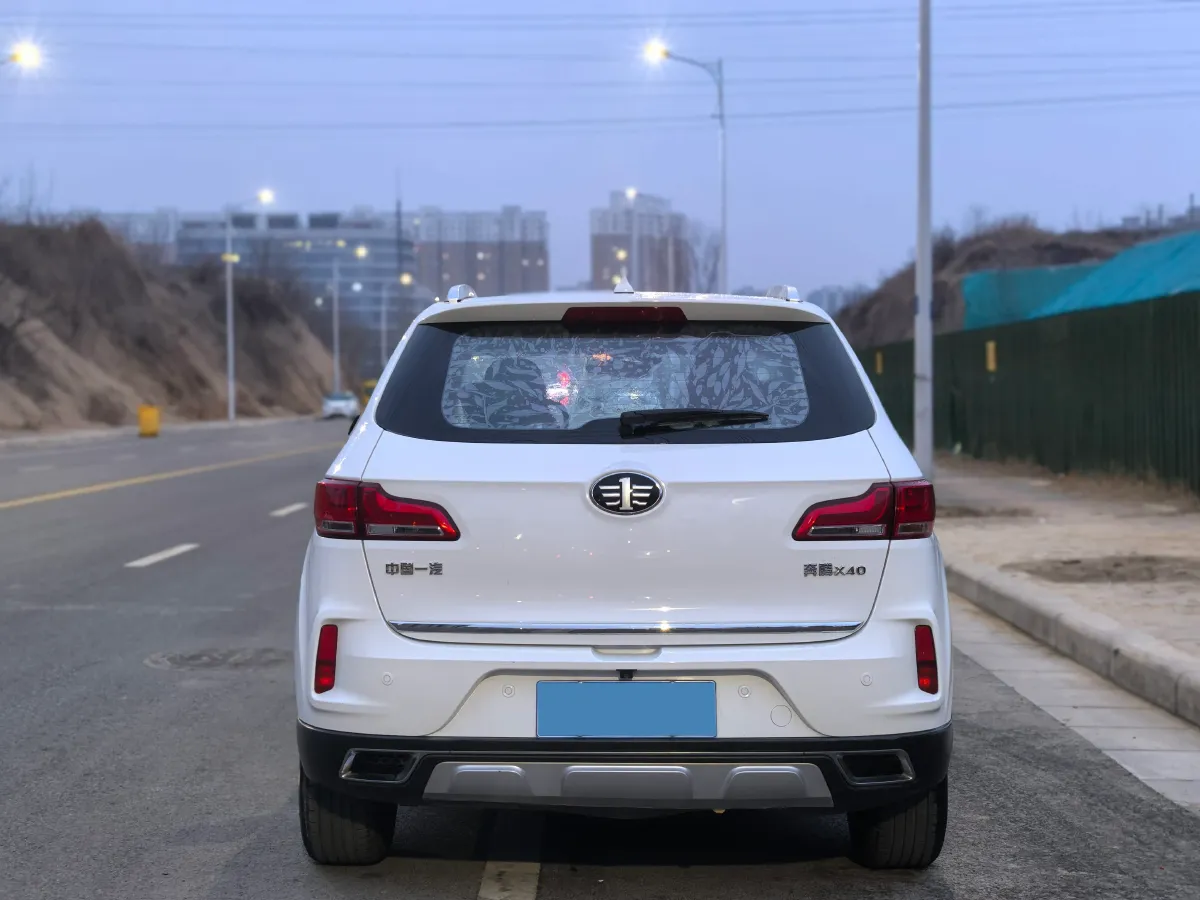 2018 Bestune X40 1.6L 114HP L4 6AT,autocango,china used car exporter,china ev exporter,chinese used car exporter,chinese used ev exporter