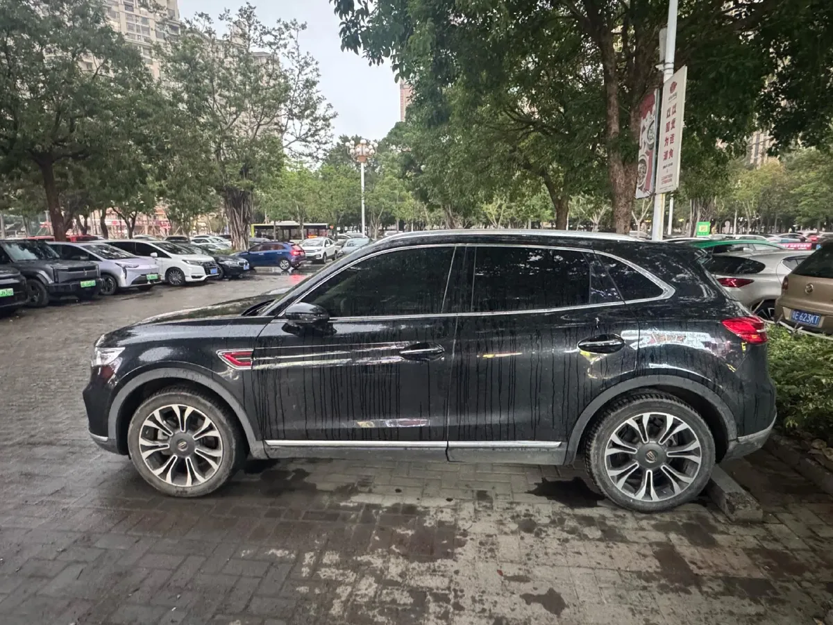2019 HongQi HS5 2.0T 224HP L4 6AT,autocango,china used car exporter,china ev exporter,chinese used car exporter,chinese used ev exporter