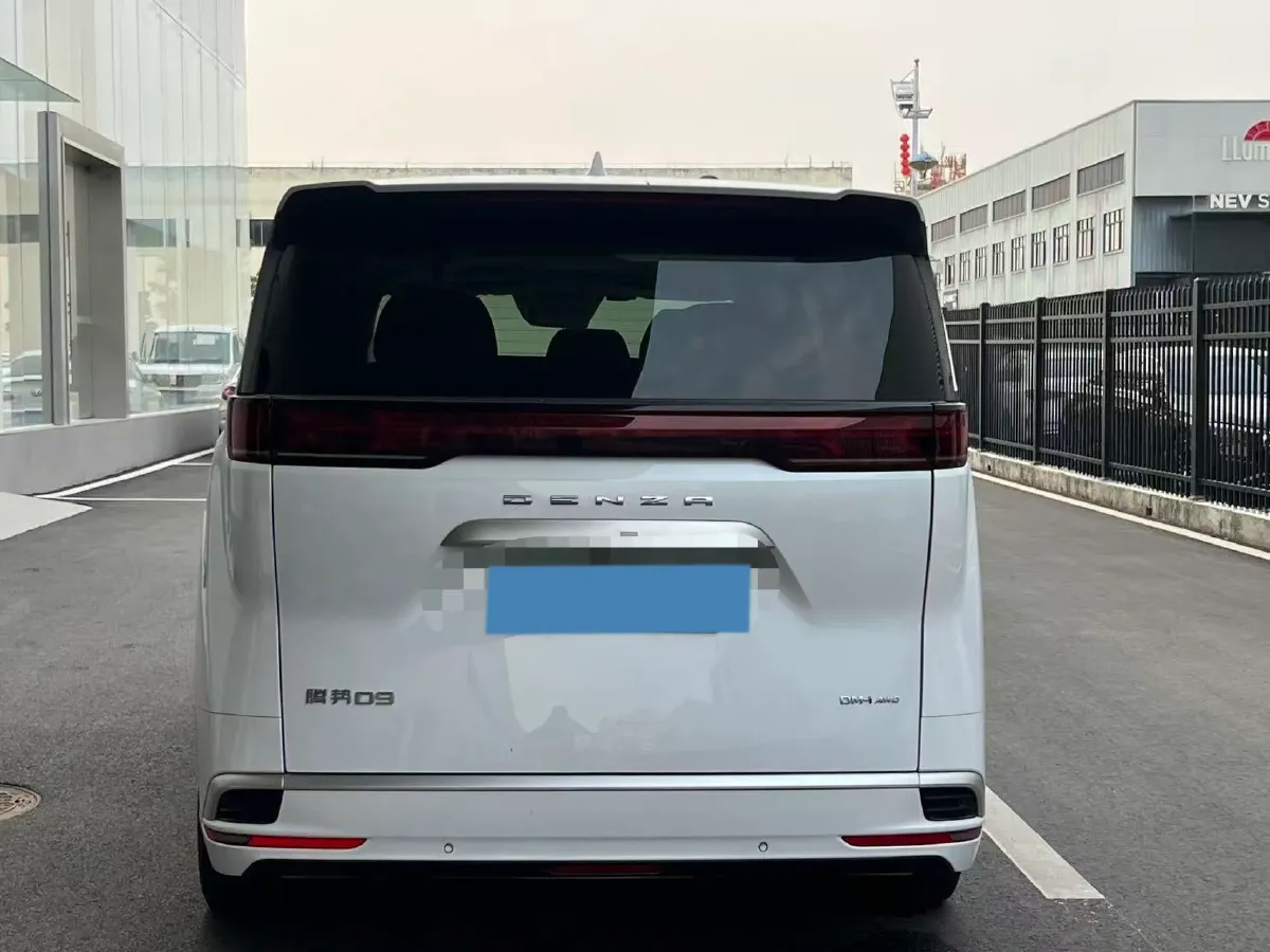 2022 Mercedes-Benz GLC Class 2.0T 197HP L4 9AT,autocango,china used car exporter,china ev exporter,chinese used car exporter,chinese used ev exporter