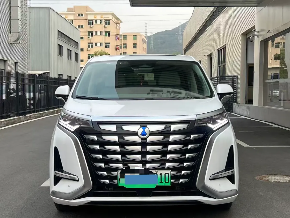 2022 Mercedes-Benz GLC Class 2.0T 197HP L4 9AT,autocango,china used car exporter,china ev exporter,chinese used car exporter,chinese used ev exporter