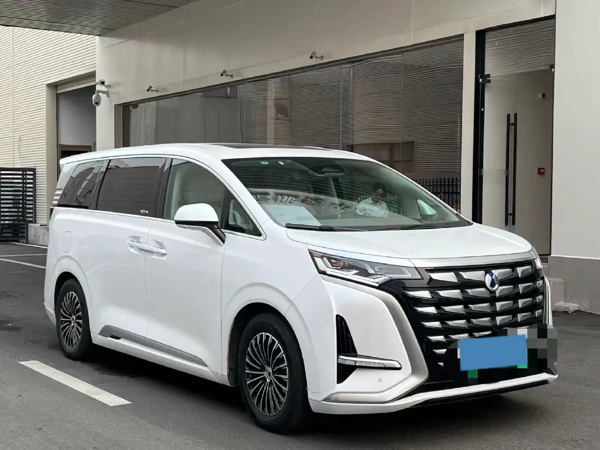 2022 Mercedes-Benz GLC Class 2.0T 197HP L4 9AT,autocango,china used car exporter,china ev exporter,chinese used car exporter,chinese used ev exporter