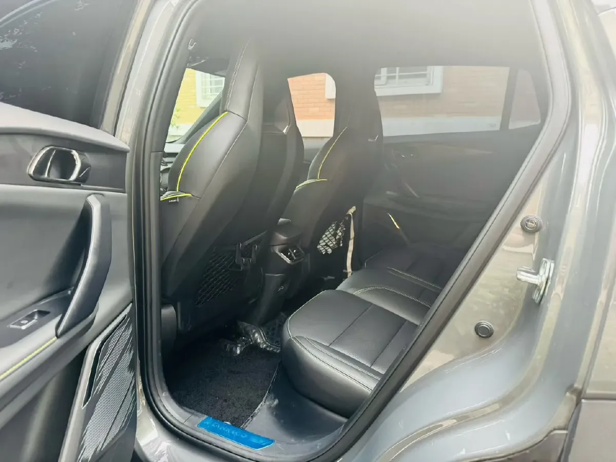 2023 LYNK&CO 06 1.5T 181HP L4 7DCT,autocango,china used car exporter,china ev exporter,chinese used car exporter,chinese used ev exporter