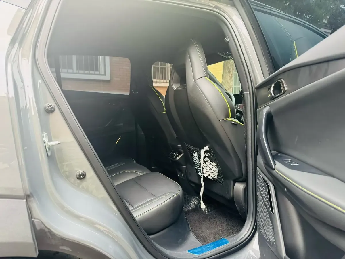 2023 LYNK&CO 06 1.5T 181HP L4 7DCT,autocango,china used car exporter,china ev exporter,chinese used car exporter,chinese used ev exporter