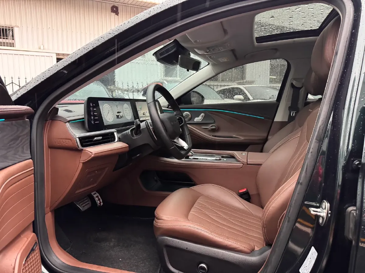 2023 Chery Arrizo 8 2.0T 254HP L4 7DCT,autocango,china used car exporter,china ev exporter,chinese used car exporter,chinese used ev exporter