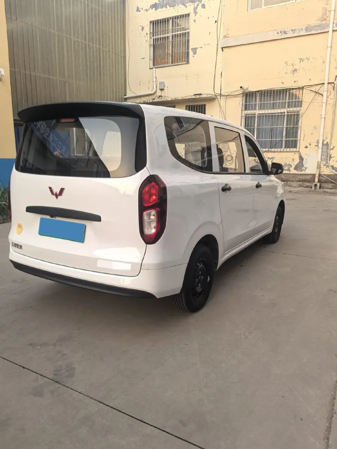 2024 WuLing HongGuang New Energy BEV 32.6KWH,autocango,china used car exporter,china ev exporter,chinese used car exporter,chinese used ev exporter