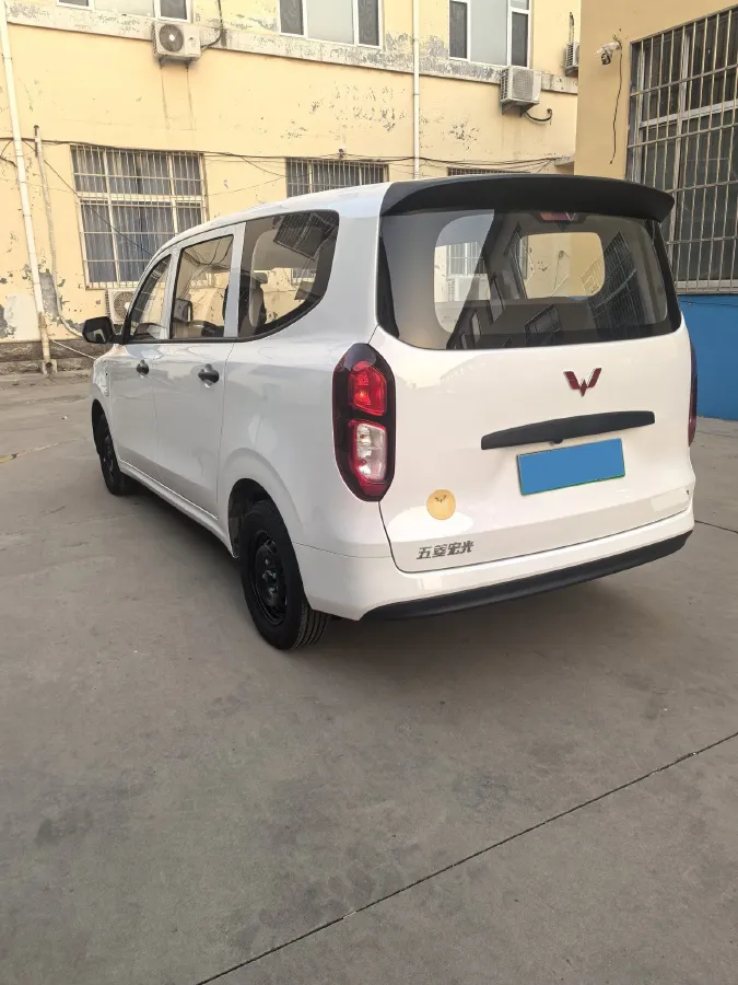 2024 WuLing HongGuang New Energy BEV 32.6KWH,autocango,china used car exporter,china ev exporter,chinese used car exporter,chinese used ev exporter