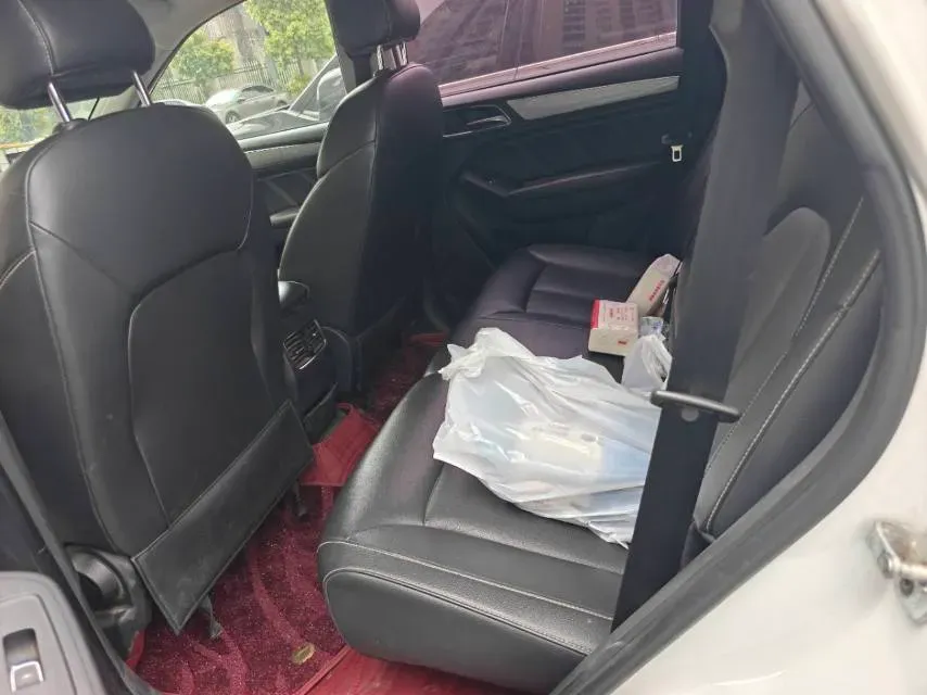 2018 Roewe RX5 1.5T 169HP L4 6MT,autocango,china used car exporter,china ev exporter,chinese used car exporter,chinese used ev exporter