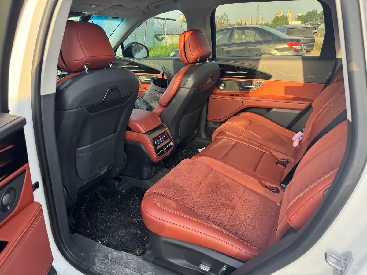 2025 Lincoln Nautilus 2.0T 282HP L4 E-CVT Hybrid,autocango,china used car exporter,china ev exporter,chinese used car exporter,chinese used ev exporter