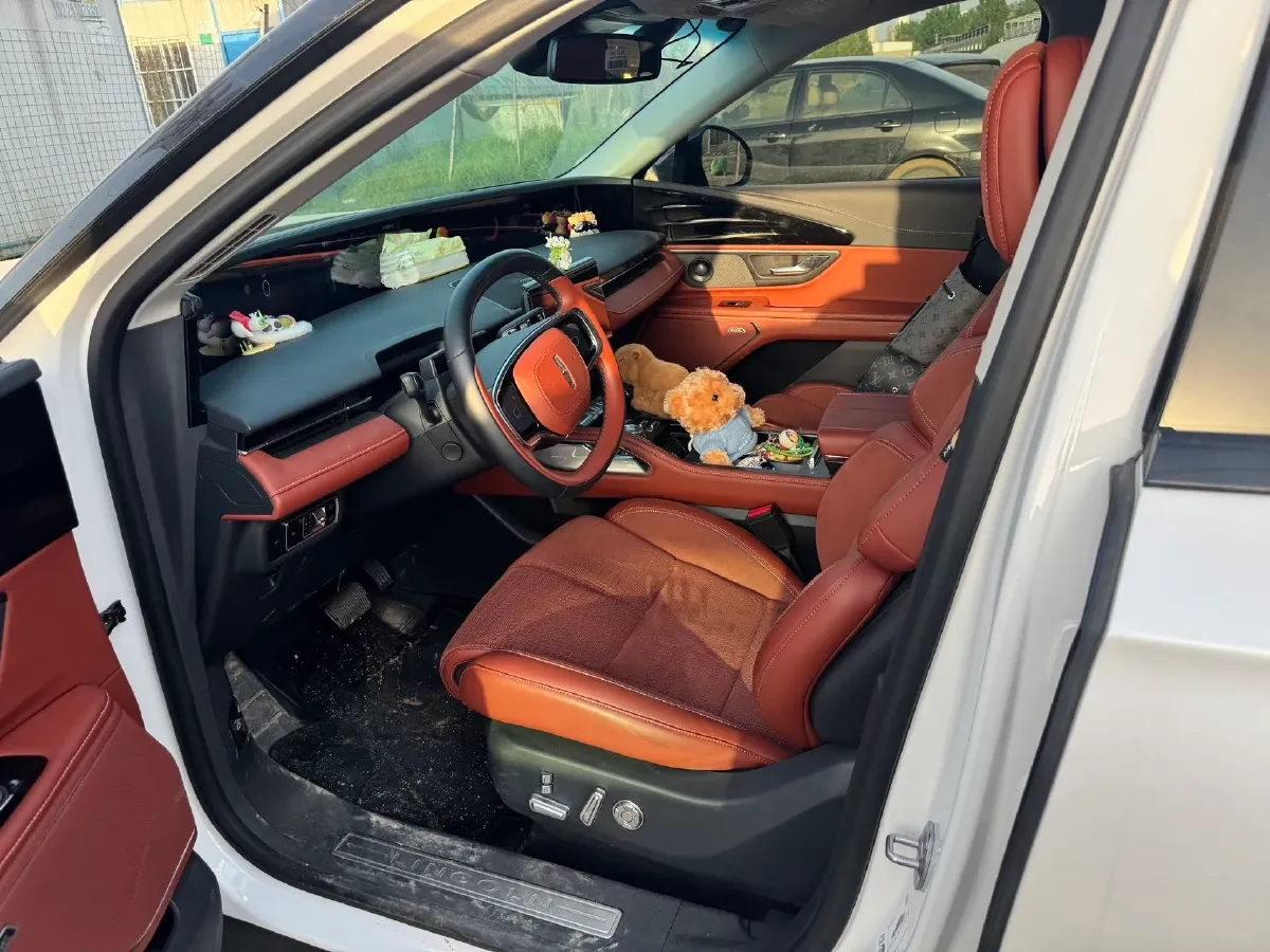 2025 Lincoln Nautilus 2.0T 282HP L4 E-CVT Hybrid,autocango,china used car exporter,china ev exporter,chinese used car exporter,chinese used ev exporter