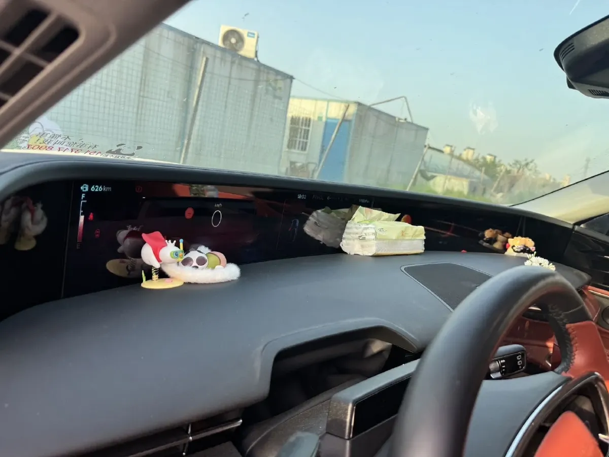 2025 Lincoln Nautilus 2.0T 282HP L4 E-CVT Hybrid,autocango,china used car exporter,china ev exporter,chinese used car exporter,chinese used ev exporter