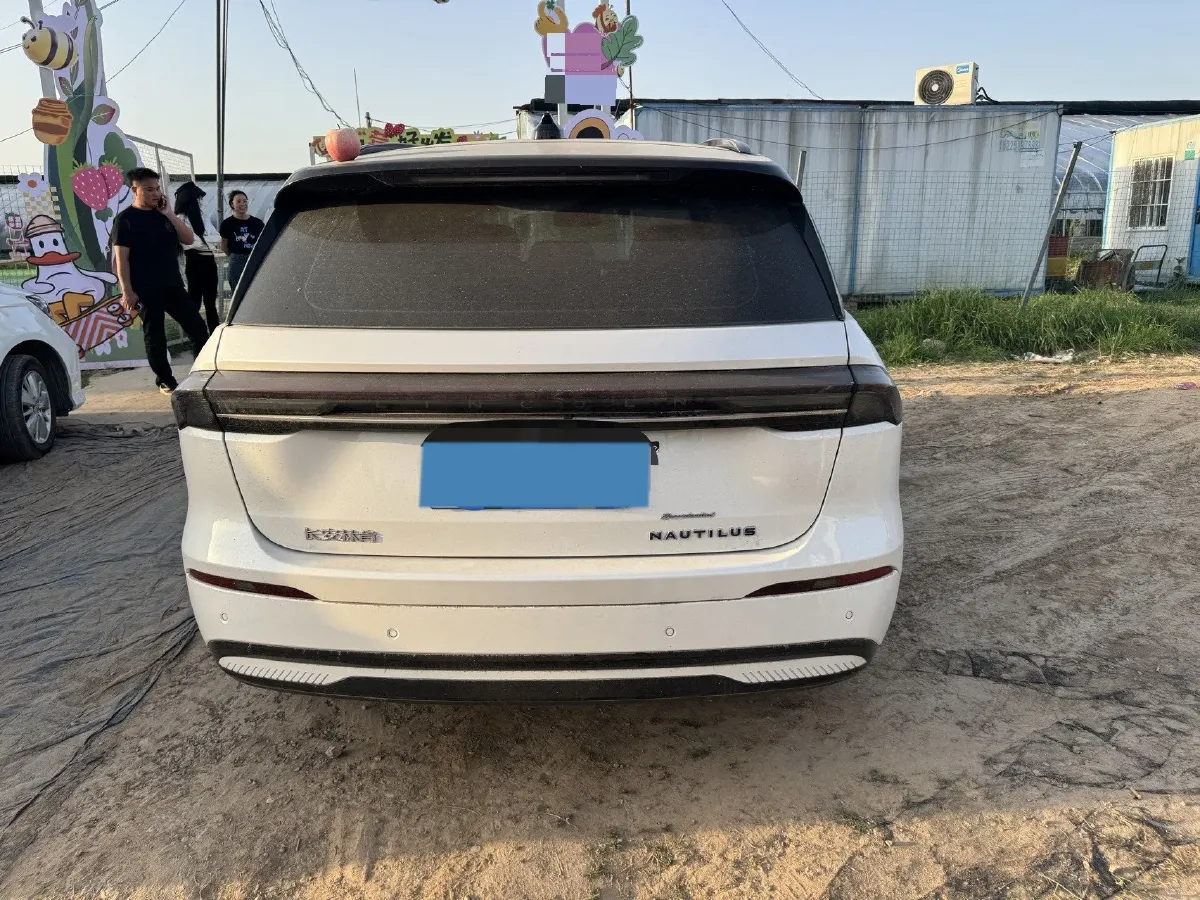 2025 Lincoln Nautilus 2.0T 282HP L4 E-CVT Hybrid,autocango,china used car exporter,china ev exporter,chinese used car exporter,chinese used ev exporter