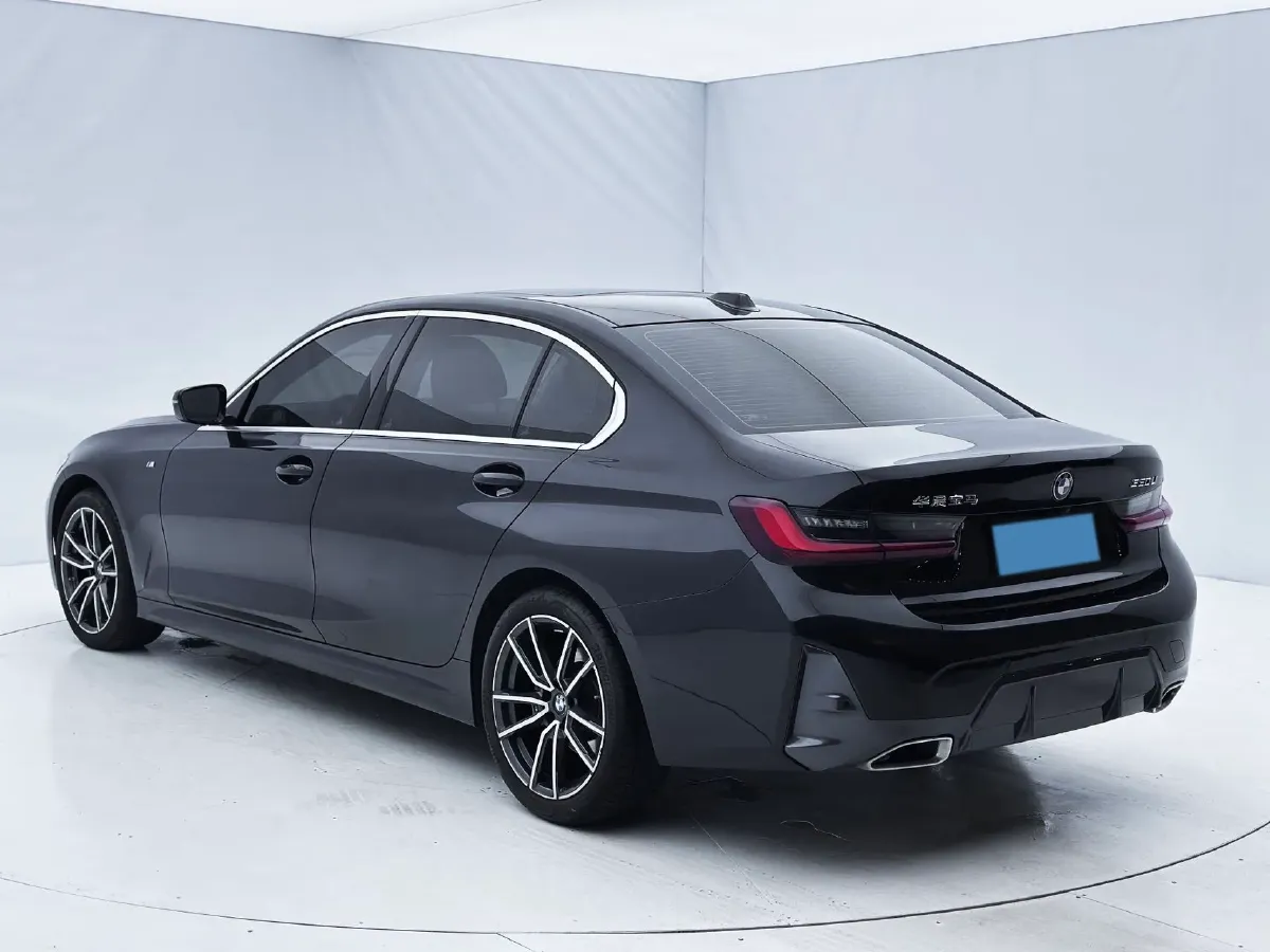 2023 BMW 3 Series 2.0T 156HP L4 8AT,autocango,china used car exporter,china ev exporter,chinese used car exporter,chinese used ev exporter