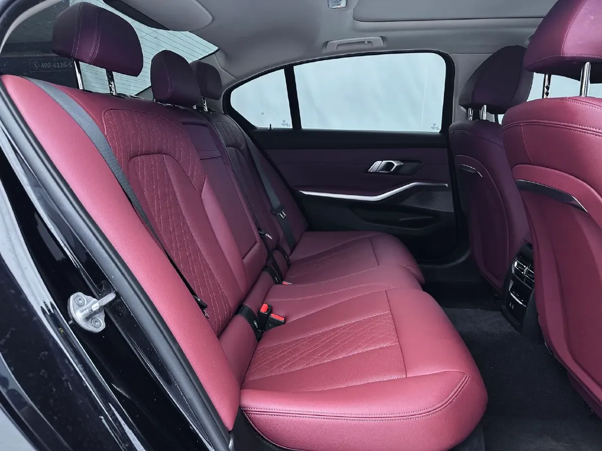 2023 BMW 3 Series 2.0T 156HP L4 8AT,autocango,china used car exporter,china ev exporter,chinese used car exporter,chinese used ev exporter